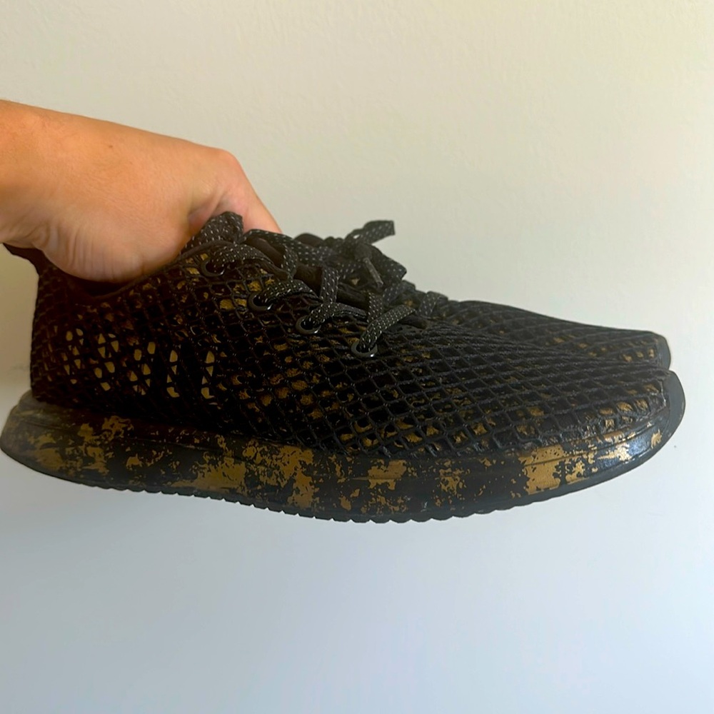 NOBULL Trainers - Mens 7, Womens 8.5